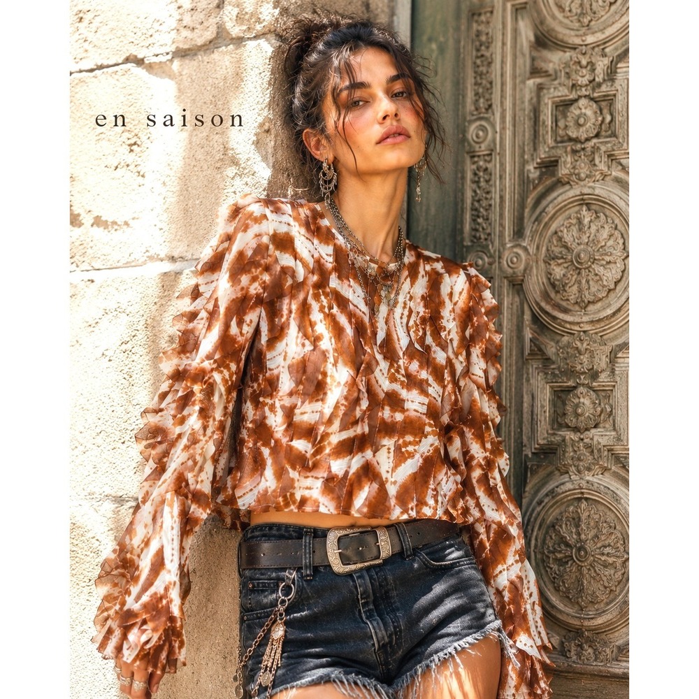 En Saison Abstract Ruffle Crop Blouse M Brown Ivory Statement Top